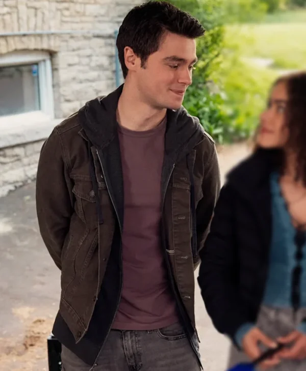 Felix Mallard Ginny and Georgia S03 Brown Jacket