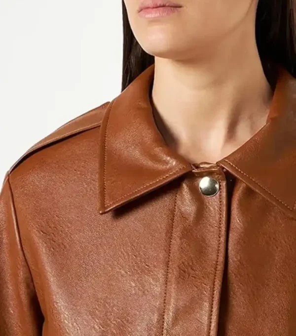 Zitavia Big Flap Pockets Cropped Leather Brown Jacket Closeup
